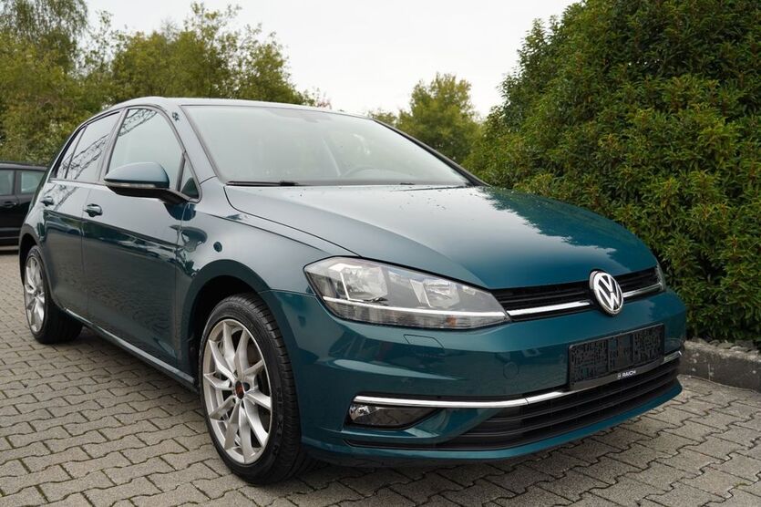 VW Golf 40.700 km 14.999 € Urbach 56317