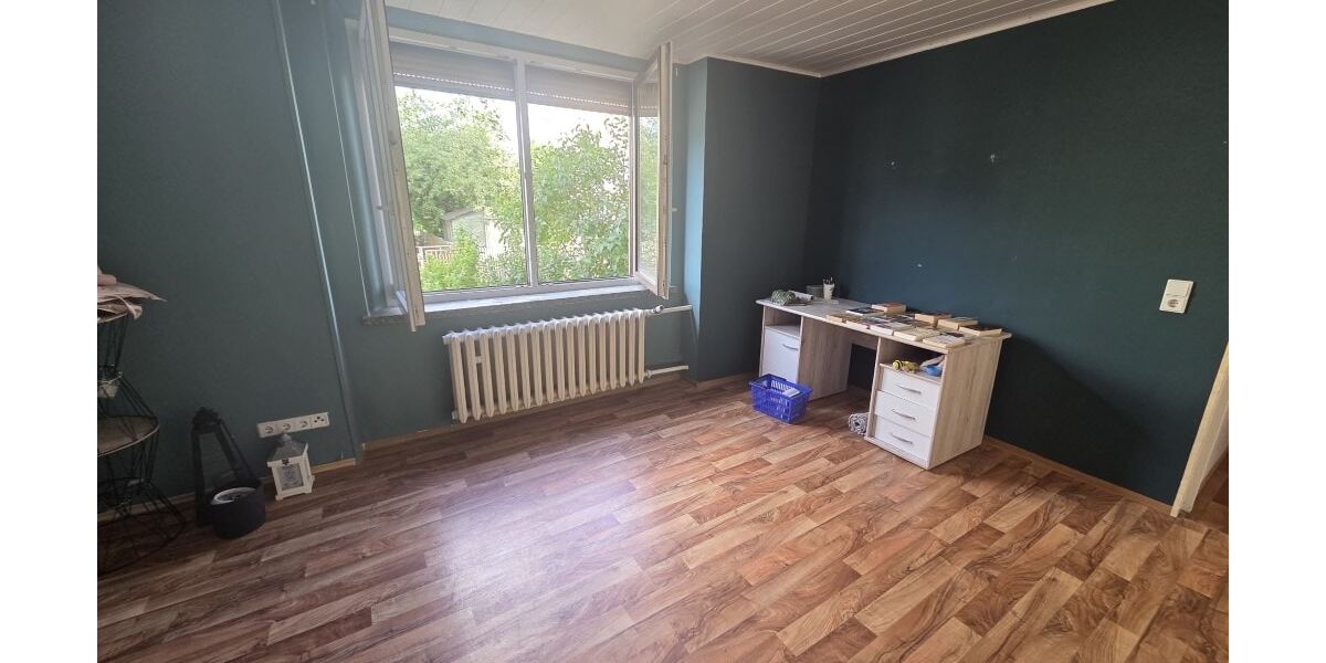 Charmante Doppelhaushälfte mit Potenzial in Limbach-Oberfrohna! - Zweifamilienhaus Limbach-Oberfrohna Oberfrohna | Angebot:23109314