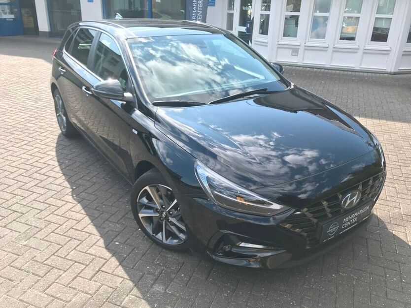 i30