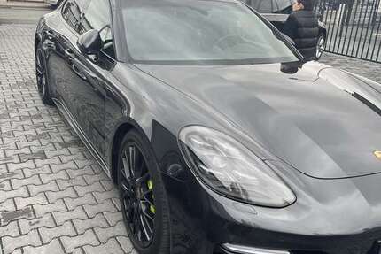 Porsche Panamera 118.000 km 62.000 &euro; flörsheim 65439