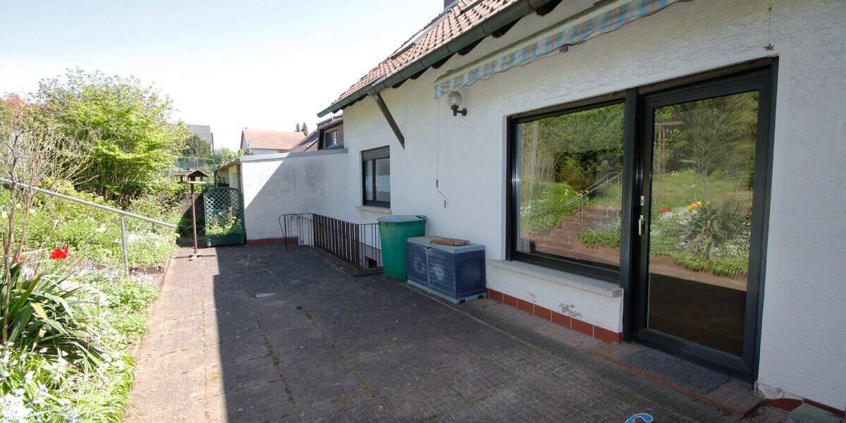 Mehrfamilienhaus, Wohnhaus Püttlingen - 6 Zimmer, 265.000&euro; | Angebot:26376561