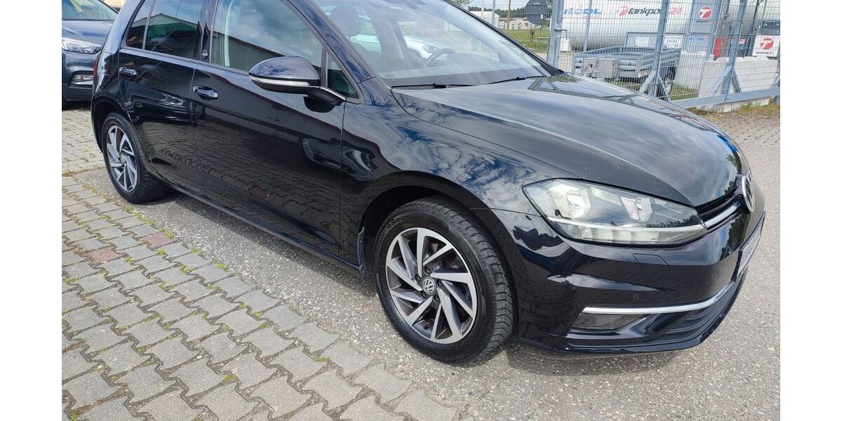 VW Golf 137.221 km 11.490 &euro; Ebermannsdorf 92263