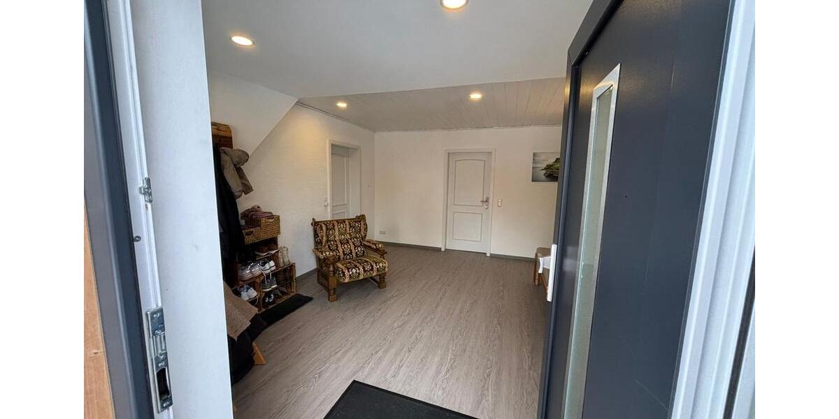 Dachgeschoßwohnung Visselhövede - 5 Zimmer, 155 m&sup2;, 1.000&euro; | Angebot:25434035