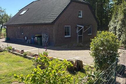 Haus Geldern - 4 Zimmer, 100 m&sup2;, 1.350&euro; | Angebot:26395180