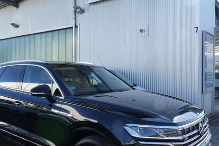 VW Touareg 230.000 km 29.500 &euro; Hockenheim 68766
