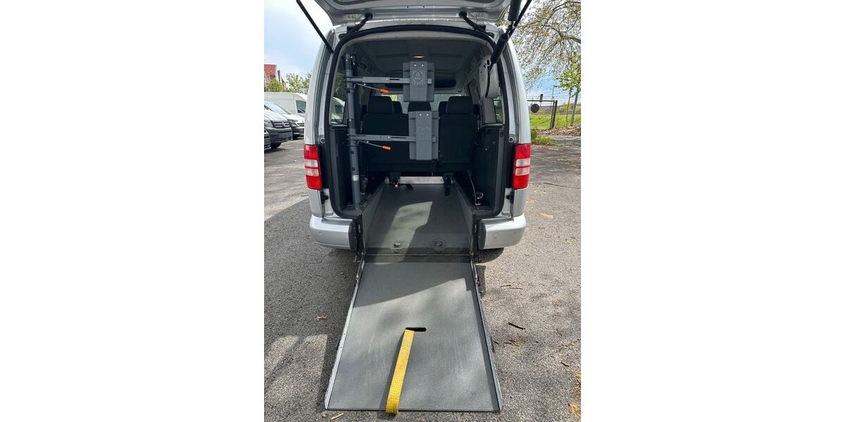 VW Caddy 184.500 km 15.950 &euro; Fürth 90763