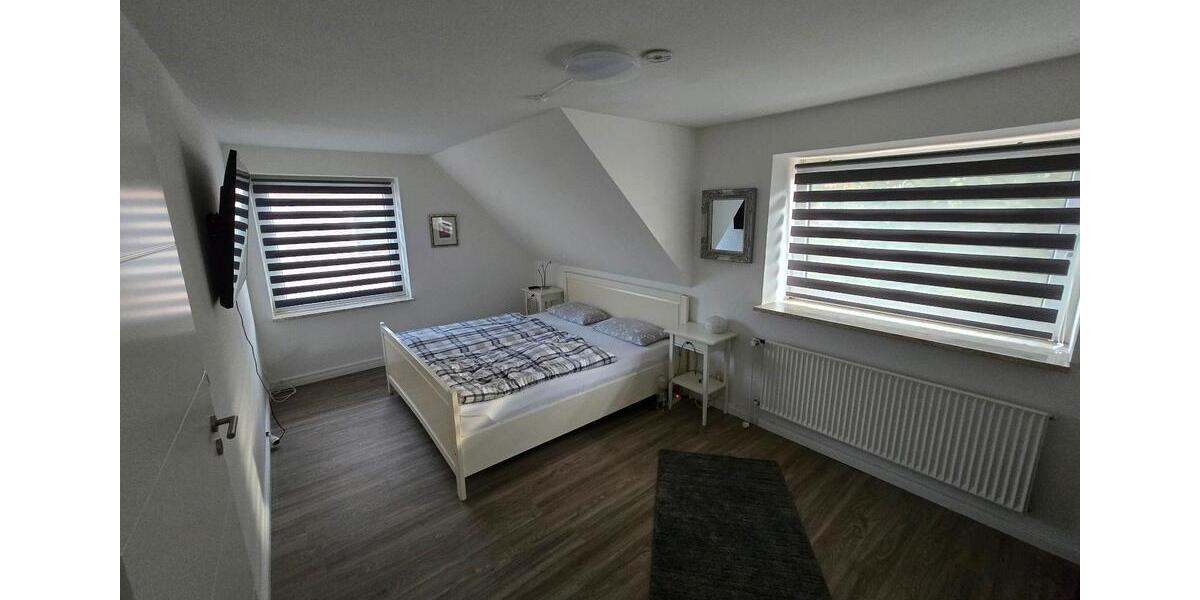 Doppelhaushälfte Pinneberg - 5 Zimmer, 118 m&sup2;, 1.600&euro; | Angebot:23227436