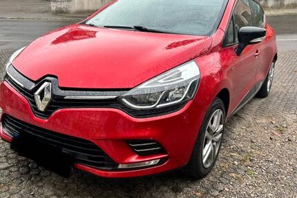 Renault Clio 215.500 km 4.499 &euro; Donaueschingen 78166