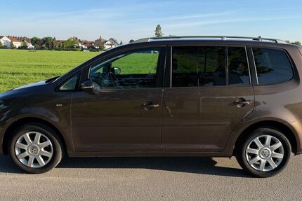 VW Touran 53.000 km 11.000 &euro; Eching 85386