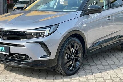 Opel Grandland (X) 14.253 km 25.980 &euro; Kelheim 93309