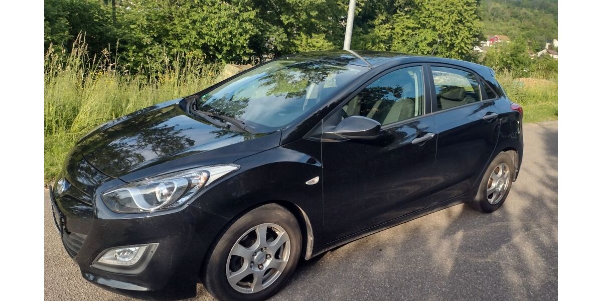 Hyundai i30 248.909 km 4.999 &euro; Niedernhall 74676