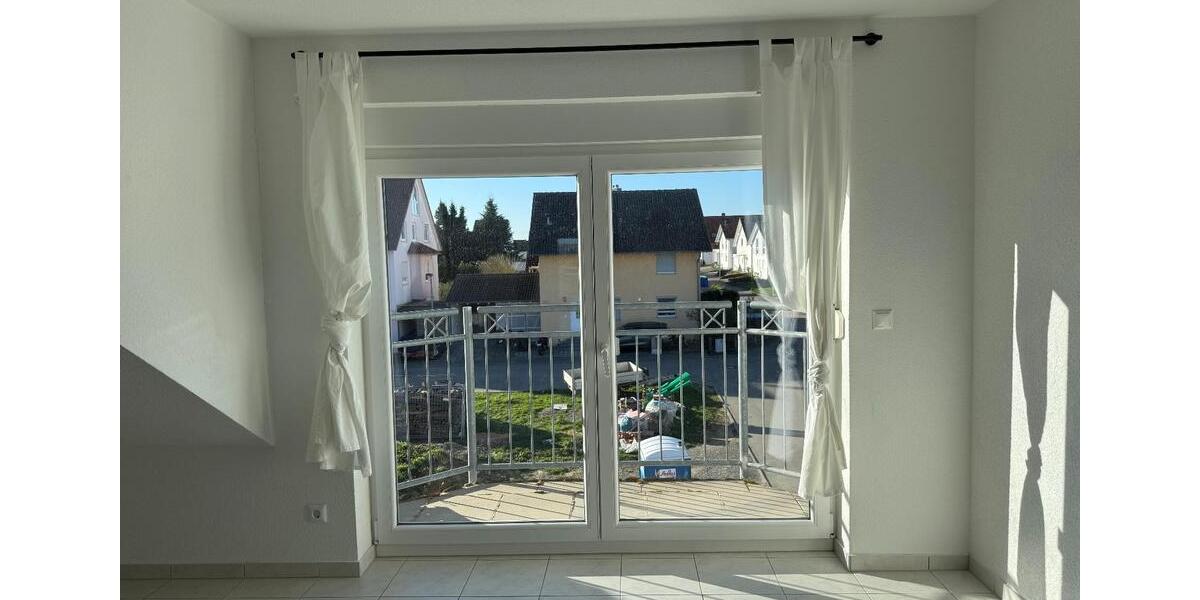 Dachgeschoßwohnung Gäufelden - 2.5 Zimmer, 71 m&sup2;, 790&euro; | Angebot:26234673