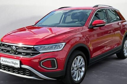 VW T-Roc 7.878 km 25.890 € Bad König / Zell 64732