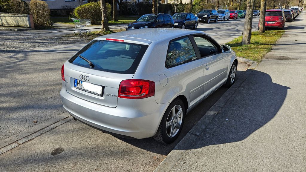 Audi A3 187.887 km 5.099 &euro; München 81245