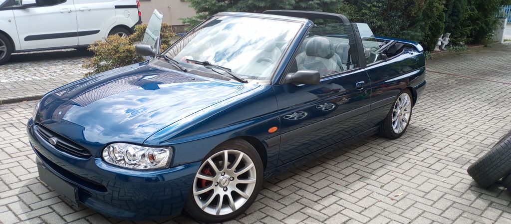 Ford Escort 146.550 km 2.900 &euro; Neugersdorf 02727