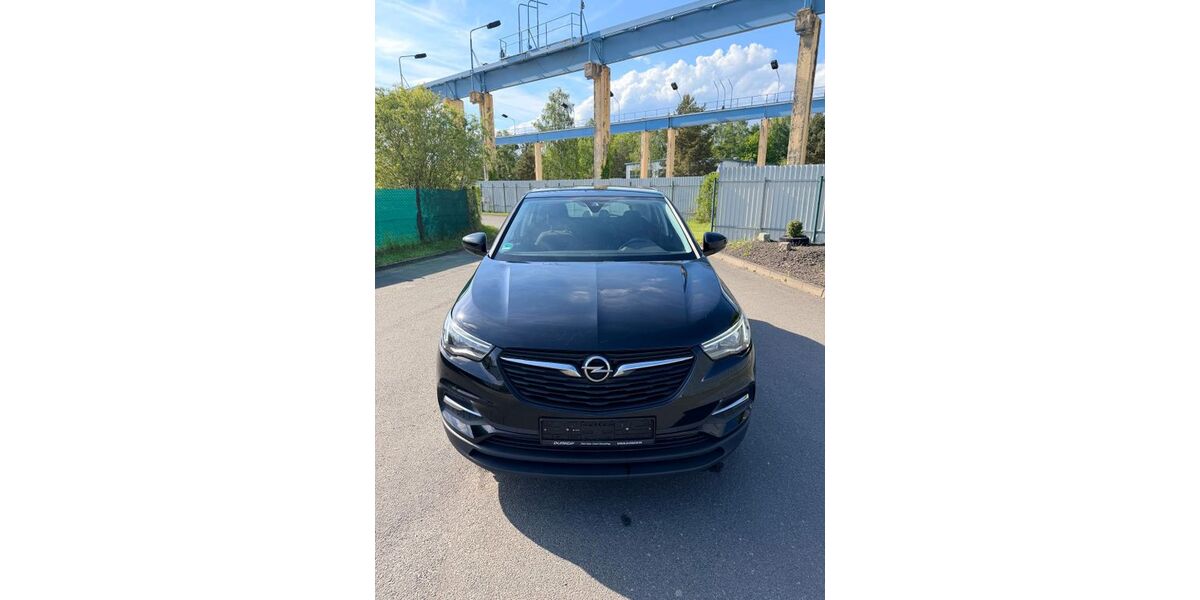Opel Grandland (X) 99.000 km 12.500 &euro; Eberswalde 16227