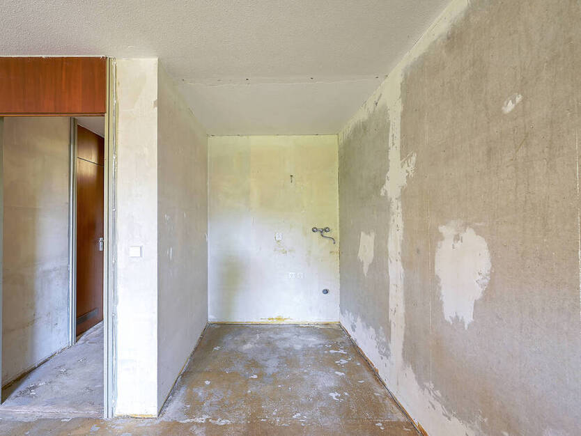 Außergewöhnliche Erdgeschoßwohnung mit großem Balkon in Waldbronn