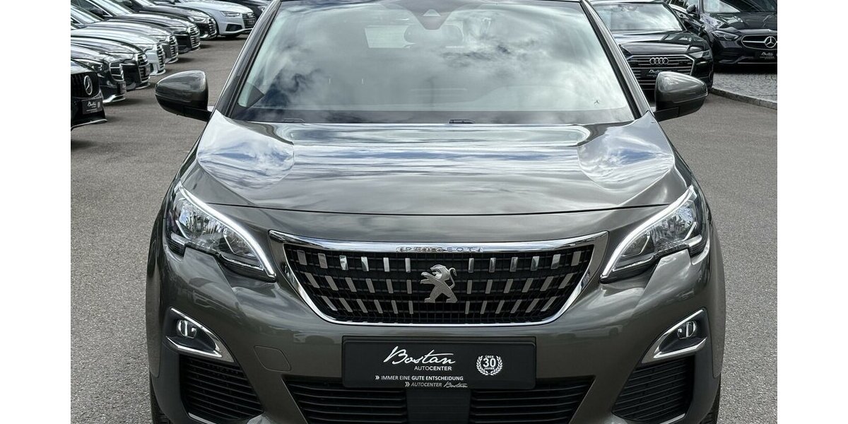 Peugeot 3008 1.5 Active KAMERA/SITZHEIZUG/ISO/NAVI/LED 99.900 km 12.900 &euro; Villingen-Schwenningen 78054
