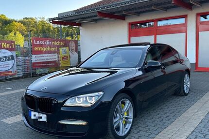 BMW 750 198.000 km 20.990 &euro; Bad Orb 63619