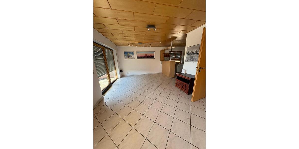 Etagenwohnung Neuried - 2.5 Zimmer, 96 m&sup2;, 1.200&euro; | Angebot:26317444