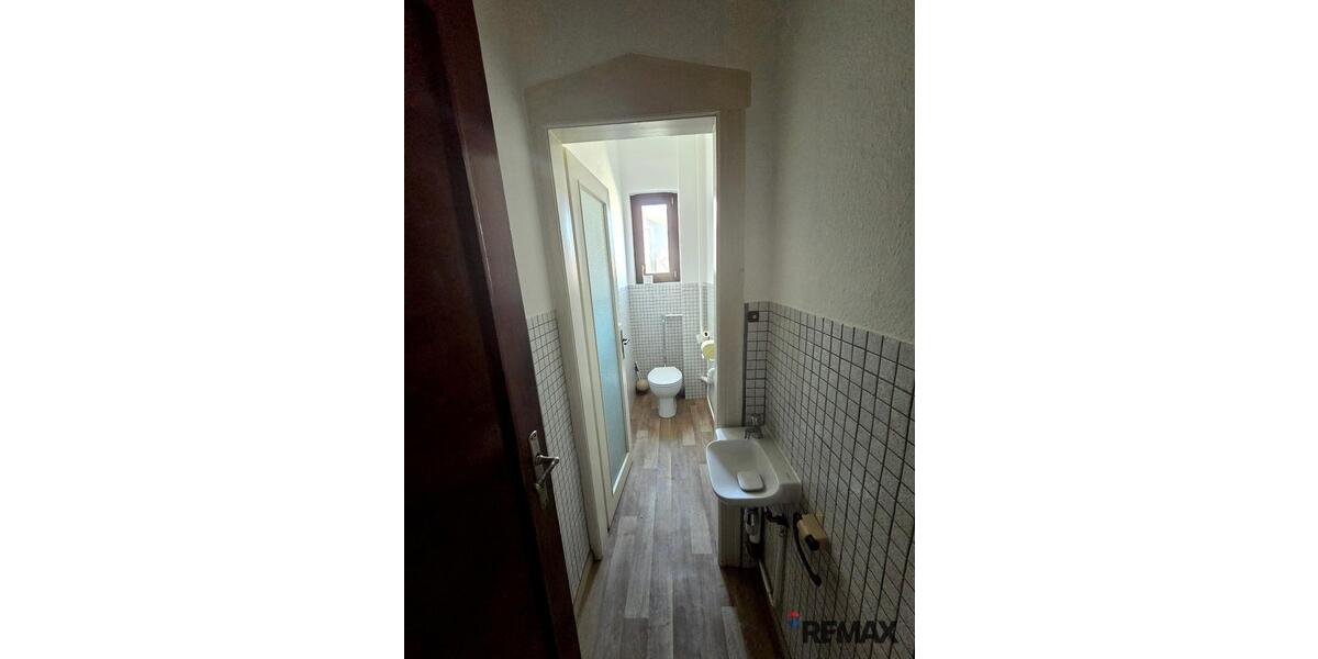 Etagenwohnung Bad Rodach - 6 Zimmer, 150 m&sup2;, 1.000&euro; | Angebot:26094590