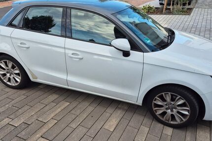 Audi A1 108.000 km 10.999 &euro; Niestetal 34266