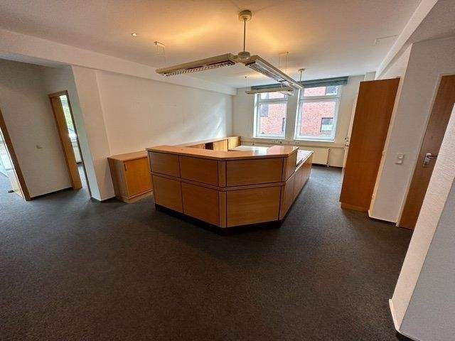 Gewerbeobjekt Harsefeld - 7 Zimmer, 190 m&sup2;, 1.805&euro; | Angebot:24974489