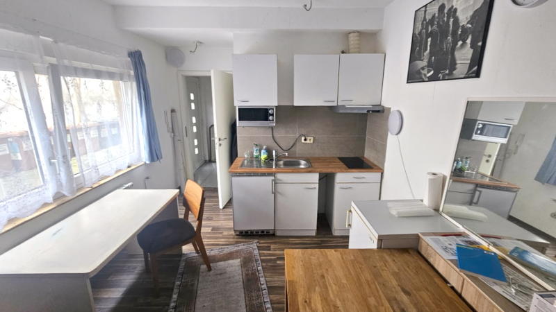 ObjNr:19036 - In 2015 komplett sanierte 3-Zi. ETW in zentraler Lage in NeustadtWeinstraße 3 zimmer