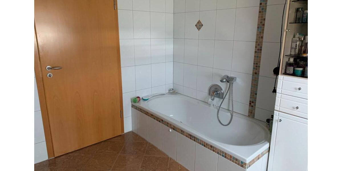 Doppelhaushälfte Wehringen - 6 Zimmer, 165 m&sup2;, 2.100&euro; | Angebot:26634665