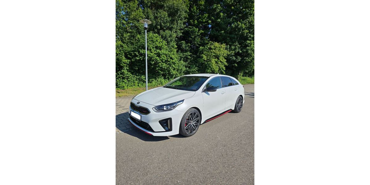 Kia pro ceed / ProCeed 49.000 km 21.999 &euro; Bad Schussenried 88427