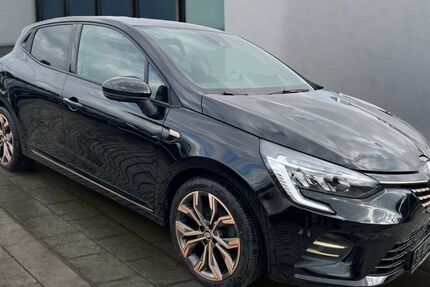 Renault Clio 20.000 km 13.580 &euro; Leimbach 36433