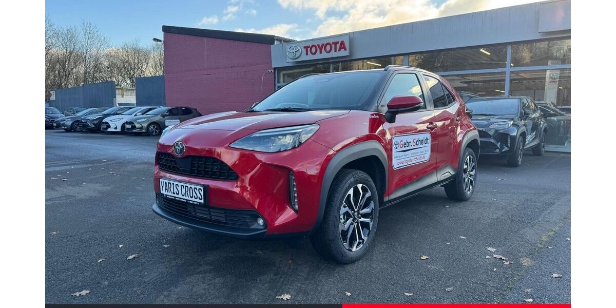 Toyota Yaris Cross 1.500 km 30.670 &euro; Schiffweiler 66578