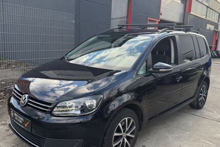 VW Touran 186.000 km 10.800 &euro; Fürstenfeldbruck 82256