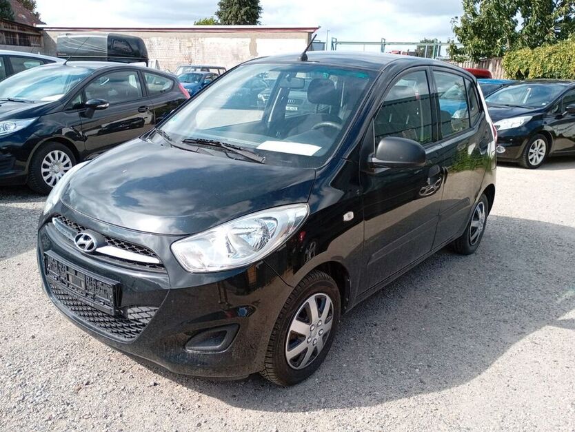 i10