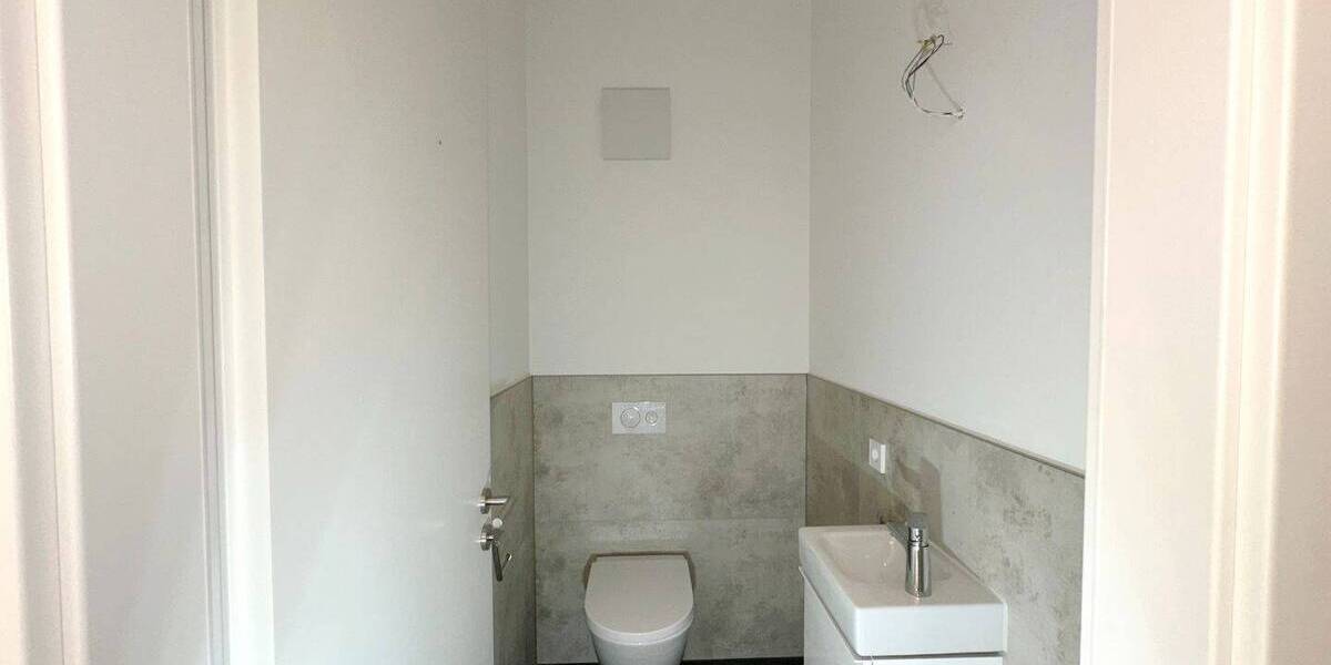 Etagenwohnung Reichenbach - 4 Zimmer, 106 m&sup2;, 1.400&euro; | Angebot:26345438