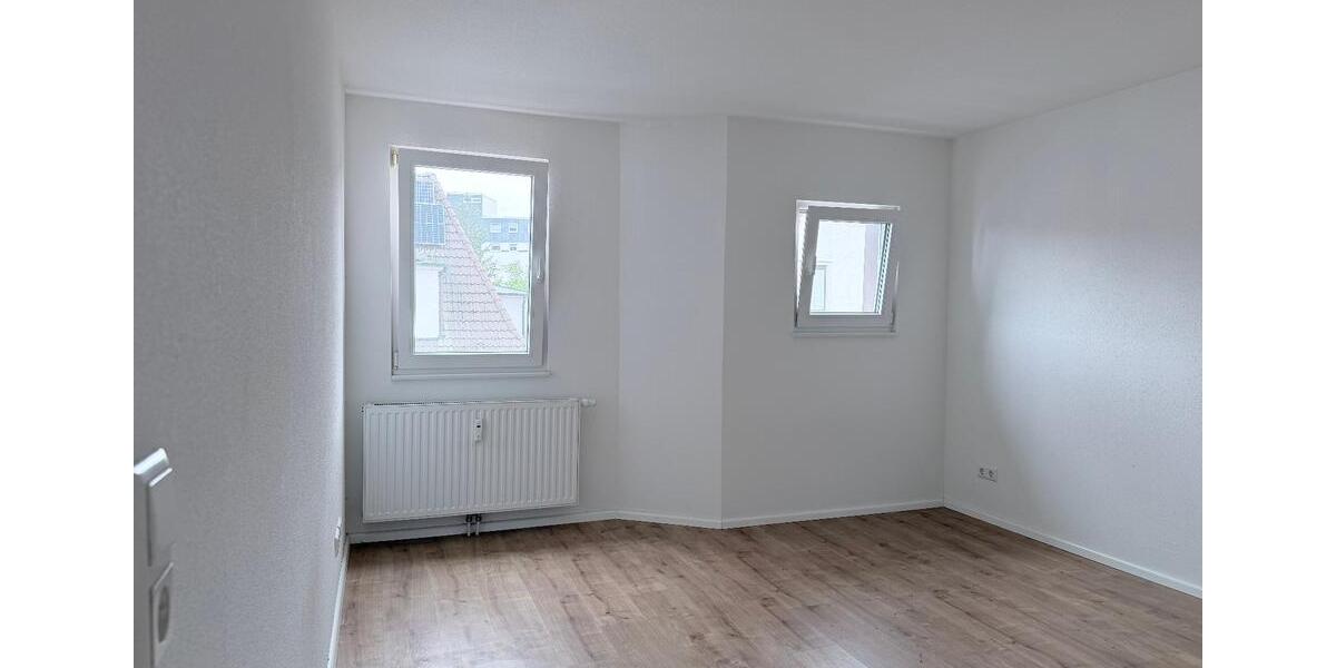 Dachgeschoßwohnung Villingen-Schwenningen Schwenningen - 2 Zimmer, 65 m&sup2;, 800&euro; | Angebot:26535213