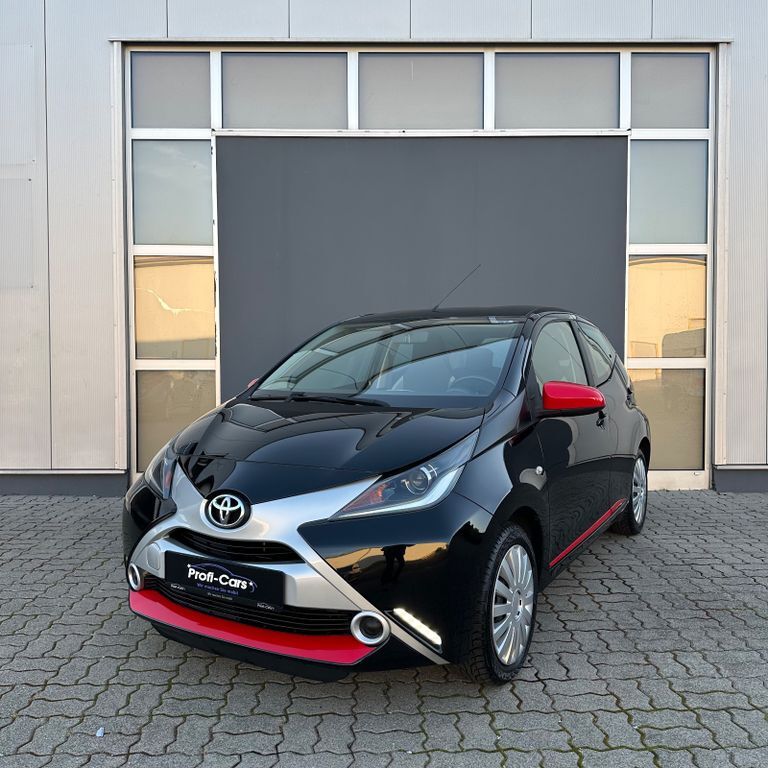 Toyota Aygo (X) 87.557 km 8.290 € Steinfurt 48565