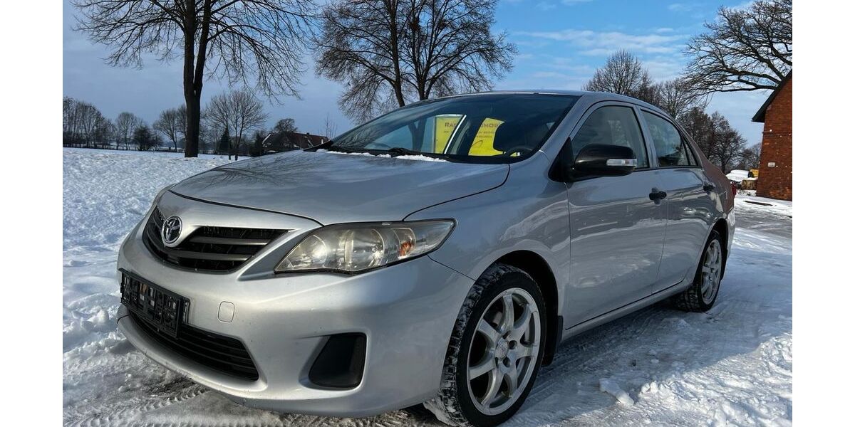 Toyota Corolla 304.300 km 4.490 &euro; Minden 32425