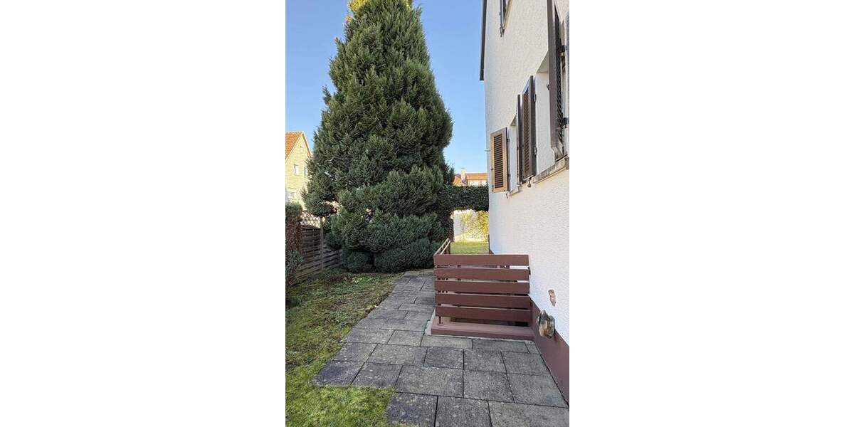 Zweifamilienhaus mit Terrasse, Garten und Garage 7 zimmer