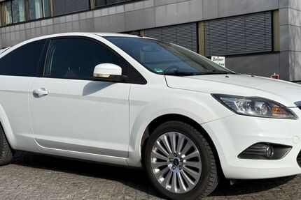 Ford Focus 129.800 km 3.990 &euro; Bremen 28329