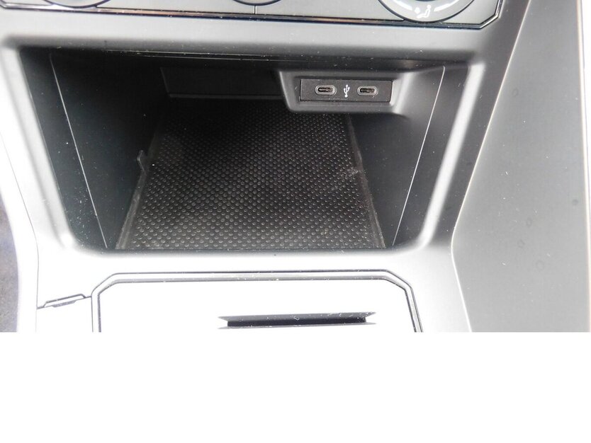 VW Polo 1.0 Life MPI BMT 4Trg Klima Navi LED 21.400 km 15.390 € Vordorf 38533