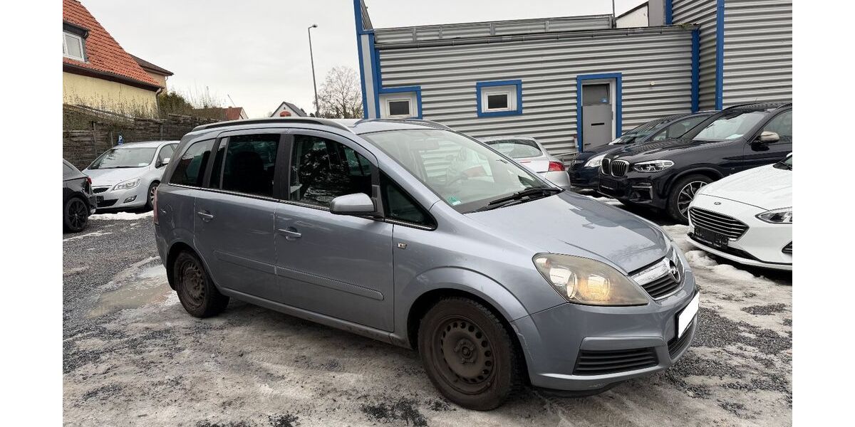 Opel Zafira 200.000 km 1.999 &euro; Detmold 32758