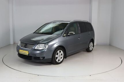 VW Touran 256.044 km 2.490 &euro; Dresden 01237
