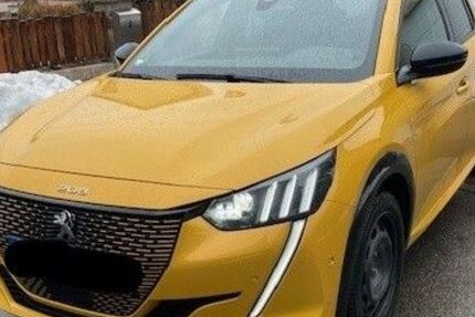 Peugeot 208 49.000 km 14.750 &euro; Schwanstetten 90596