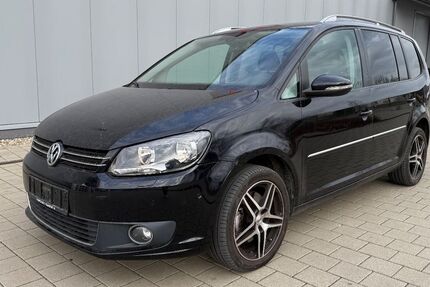 VW Touran 274.000 km 5.800 &euro; Ofterdingen 72131