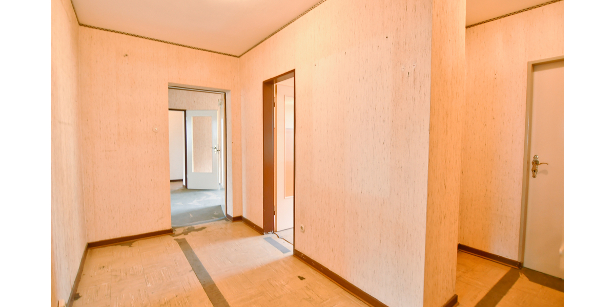 Angebotsverfahren beendet - Wohnung ist reserviert!!! 4 zimmer