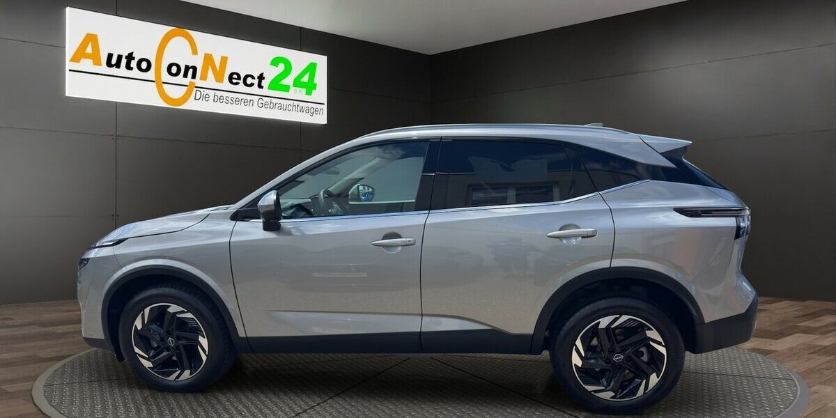 Nissan Qashqai N-Connecta XTronic *Navi/LED/Kamera360/PDC 17.303 km 25.690 &euro; Bamberg 96052