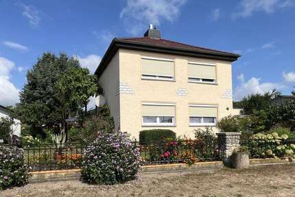 Haus Salzwedel - 6 Zimmer, 176 m&sup2;, 180.000&euro; | Angebot:25589913