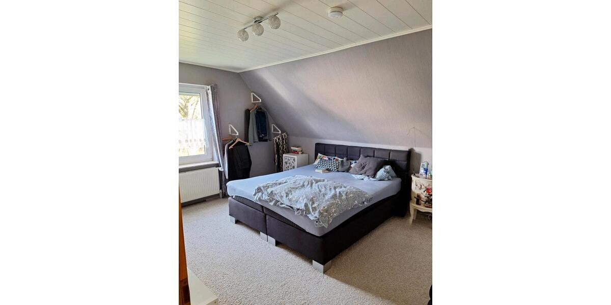 Dachgeschoßwohnung Bad Pyrmont - 3 Zimmer, 79 m&sup2;, 139.000&euro; | Angebot:26537645