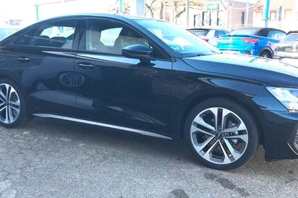 Audi A3 1.800 km 32.900 € Bremen 28259